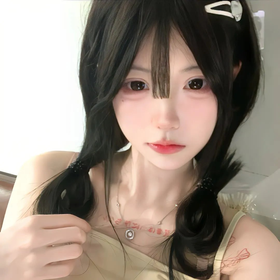 大姐头与小屁孩